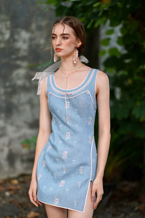DR005BUHL23_embroidered jean dress