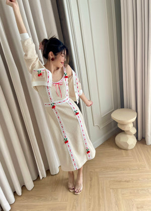 DR002CRSP24_Jersey Dress with cherry embroideries