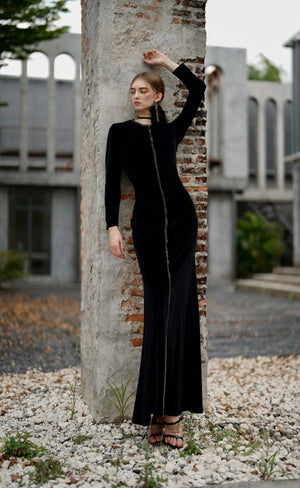 DR007BKPF23_Black Velvet Gown