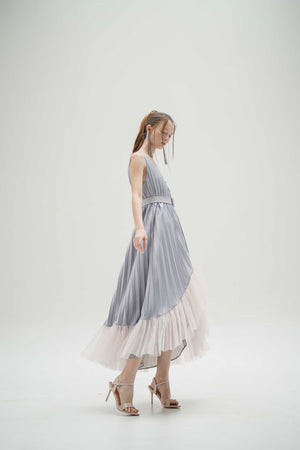 DR001PUEV23_Olearia Pleated Dress